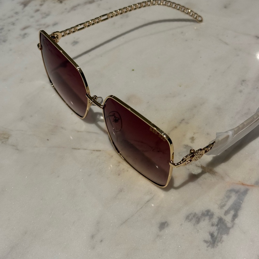 Vintage Gucci Gold and Brown Square Frame Sunglasses with Chain